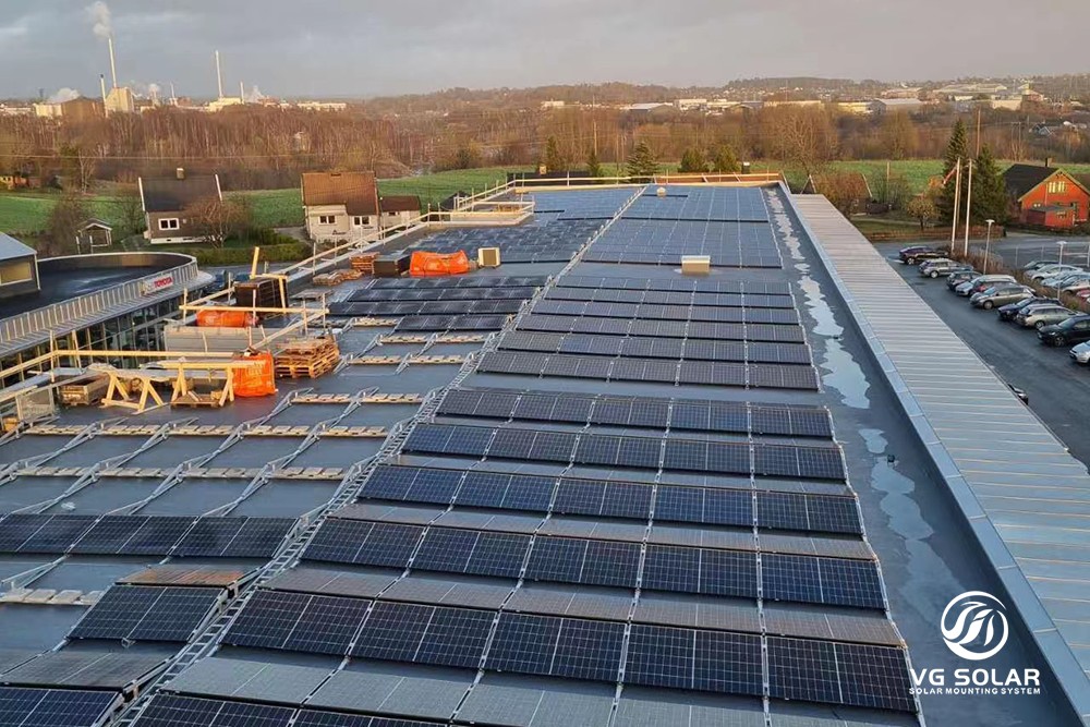 Ballast support solutions: A friendly approach to rooftop power generation